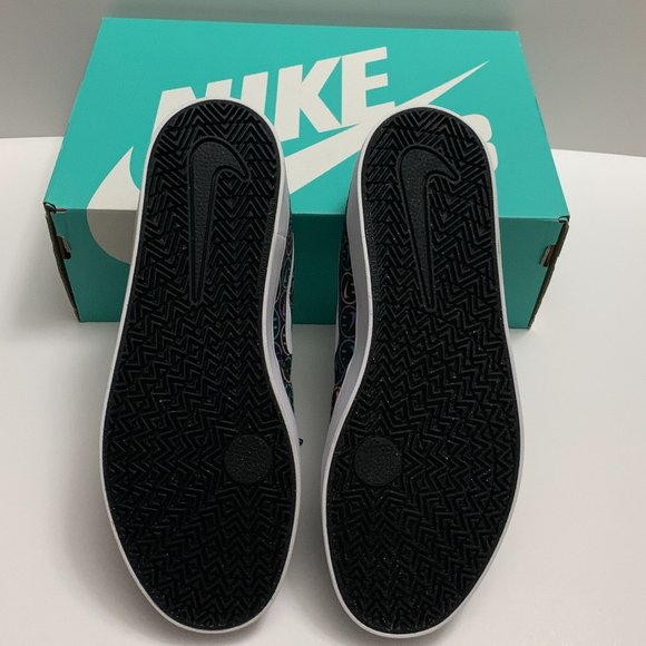 Nike SB Youth Canvas "Have a Nike Day" Sneakers - Picture 6 of 15